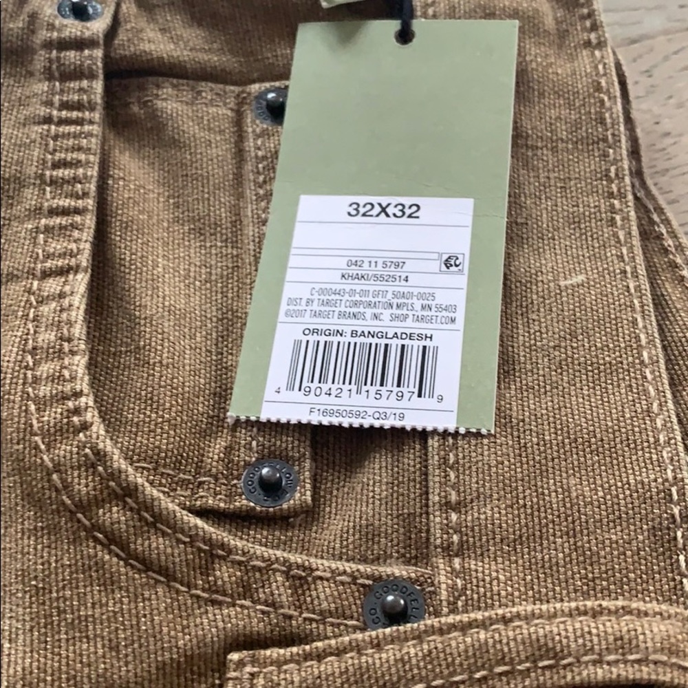 Men’s 32x32 Straight Khaki Pants - Picture 4 of 5